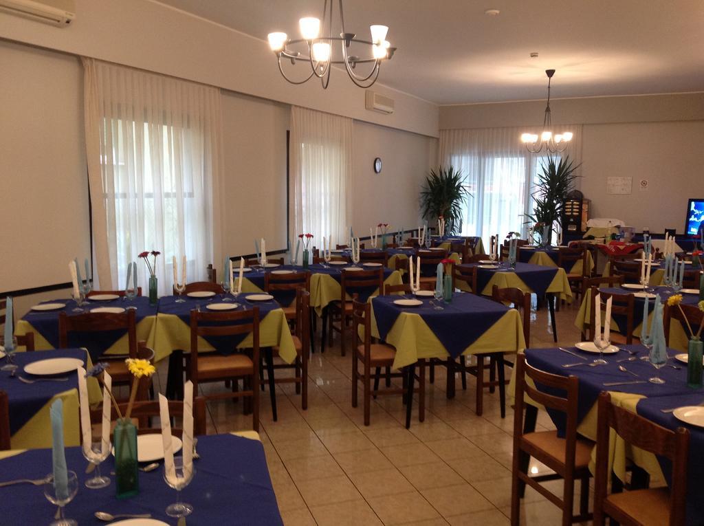 Hotel Laura Rimini Eksteriør bilde