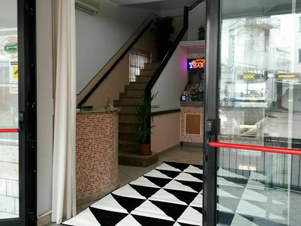 Hotel Laura Rimini Eksteriør bilde