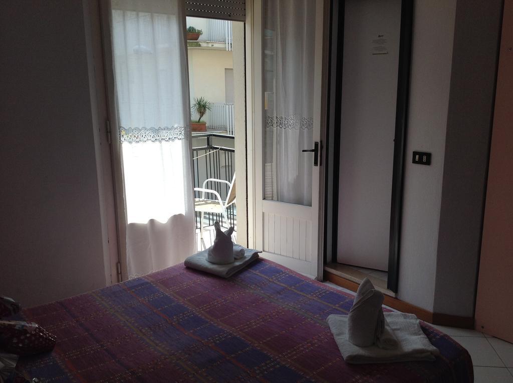 Hotel Laura Rimini Eksteriør bilde