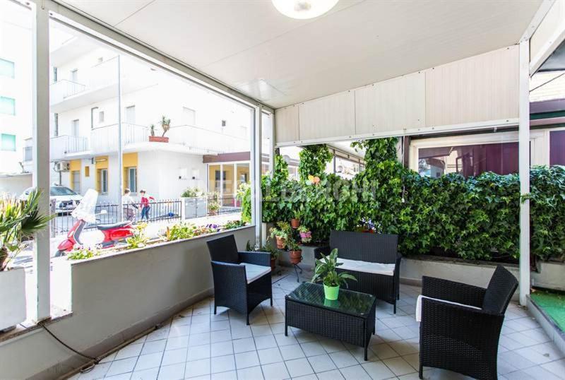 Hotel Laura Rimini Eksteriør bilde